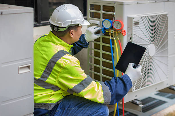 Professional Emergency Hvac Repair technician working in Short Hills, NJ